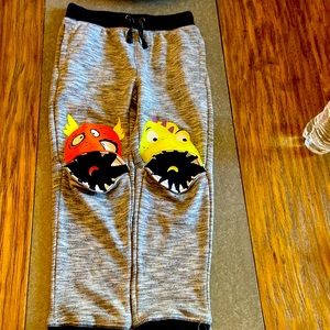 Cat and jack boys, 5T boys super cute joggers